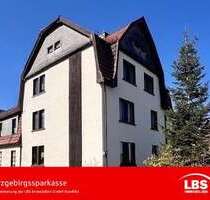 Haus zum Kaufen in Pockau-Lengefeld 80.000,00 € 208 m²