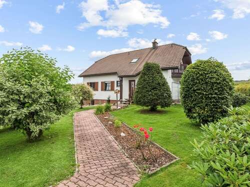 Foto - Haus zum Kaufen in Auerbach 360.000,00 € 265.48 m²