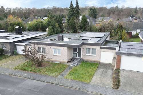 Foto - Haus zum Kaufen in Dormagen Hackenbroich 430.000,00 € 149.55 m²