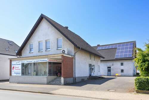 Foto - Haus zum Kaufen in Bünde 250.000,00 € 183 m²