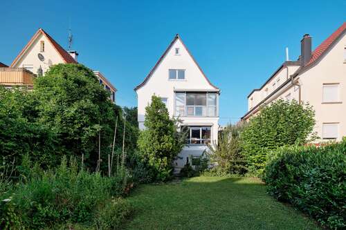 Foto - Haus zum Kaufen in Stuttgart 849.000,00 € 181.86 m²