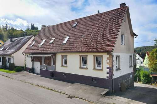 Foto - Haus zum Kaufen in Albstadt-Onstmettingen 295.000,00 € 136 m²