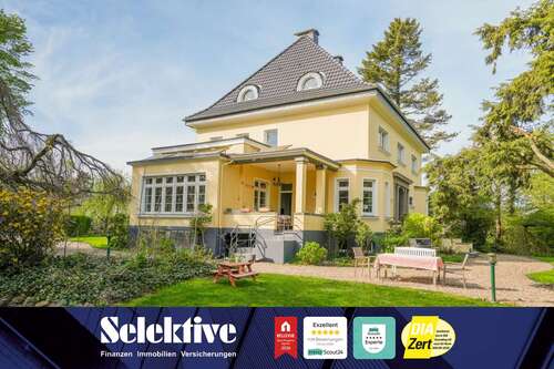 Foto - Haus zum Mieten in Rheinberg 2.900,00 € 260 m²