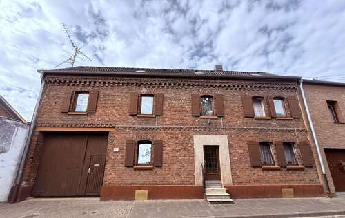 Foto - Haus zum Kaufen in Erftstadt 225.000,00 € 120 m²