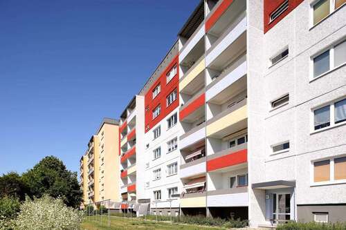 Foto - Wohnung zum Mieten in Neubrandenburg 330,00 € 76.11 m²