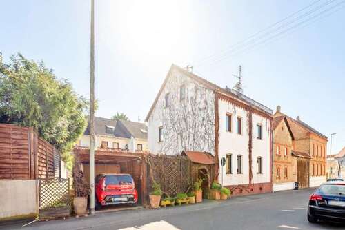 Foto - Haus zum Kaufen in Wiesbaden 435.000,00 € 150 m²