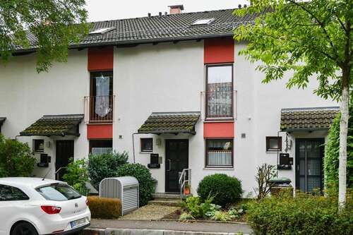 Foto - Haus zum Kaufen in Böblingen 609.000,00 € 109.77 m²