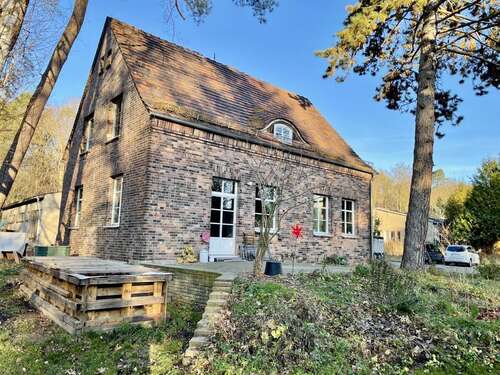 Foto - Haus zum Kaufen in Gültz Seltz 700.000,00 € 1099.06 m²