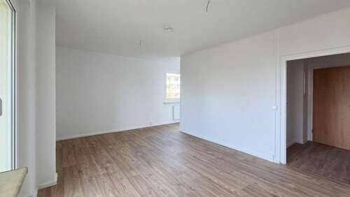 Foto - Wohnung zum Mieten in Zwickau 204,60 € 33 m²