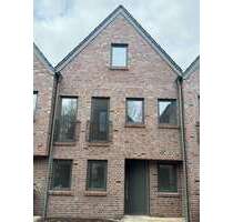 Haus zum Mieten in Edewecht Friedrichsfehn 1.710,00 € 122 m² - Edewecht / Friedrichsfehn