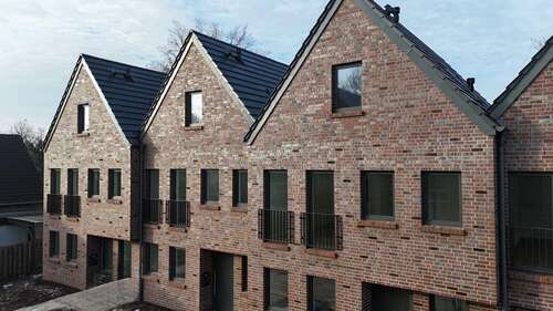 Foto - Haus zum Mieten in Edewecht Friedrichsfehn 1.920,00 € 137 m²