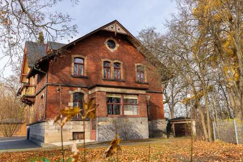 Foto - Haus zum Kaufen in Hof 1.100.000,00 € 300 m²
