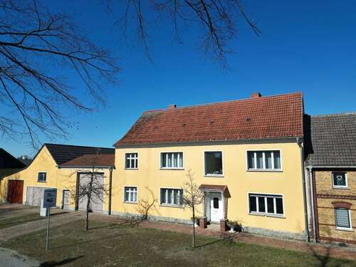 Foto - Haus zum Kaufen in Jüterbog Grüna 240.000,00 € 210 m²