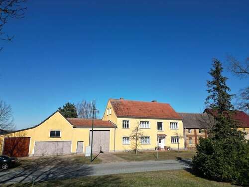 Foto - Haus zum Kaufen in Jüterbog Grüna 240.000,00 € 210 m²
