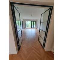 Wohnung zum Mieten in Düsseldorf 3.648,20 € 125.08 m²