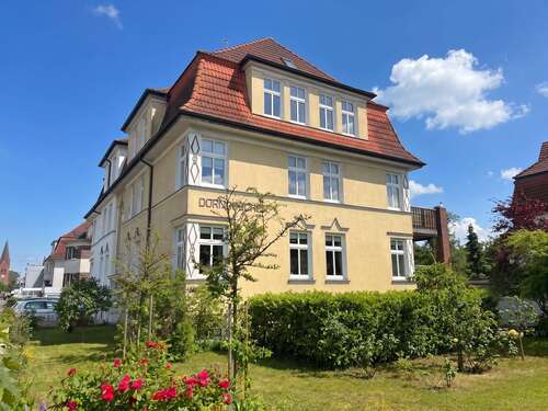 Foto - Haus zum Kaufen in Warnemünde 1.750.000,00 € 361 m²