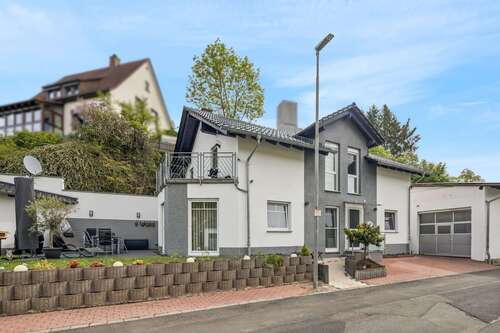 Foto - Haus zum Kaufen in Aßlar-Bechlingen 448.000,00 € 173.82 m²