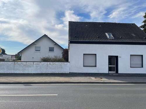 Foto - Haus zum Kaufen in Moers 279.000,00 € 120 m²