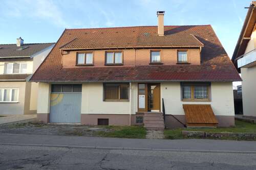 Foto - Haus zum Kaufen in Dobel 359.000,00 € 170 m²