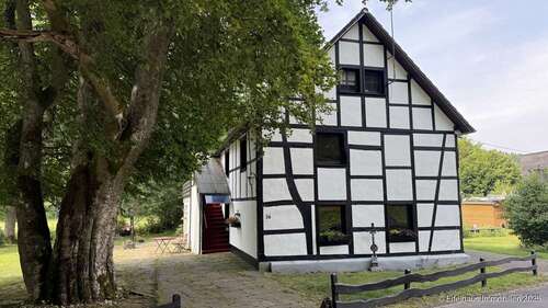 Foto - Haus zum Kaufen in Hellenthal 185.000,00 € 110 m²