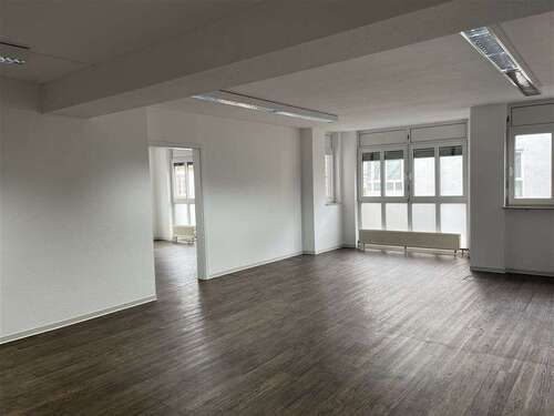 Foto - Büro in Rastatt 2.000,00 € 182 m²