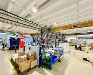 Halle in Frankfurt am Main 2.100.000,00 € 1800 m²