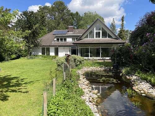 Foto - Haus zum Kaufen in Burgdorf OT Ehlershausen 945.000,00 € 377 m²