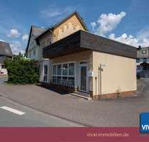 Haus zum Kaufen in Sinn 195.000,00 € 281.74 m²