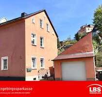 Haus zum Kaufen in Aue-Bad Schlema 115.000,00 € 150 m²