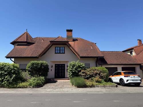 Foto - Haus zum Kaufen in Nidderau 649.000,00 € 220 m²