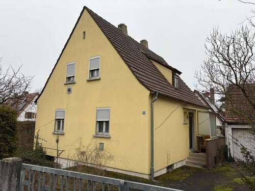 Foto - Haus zum Kaufen in Gerolzhofen 79.000,00 € 110 m²
