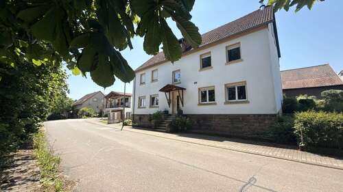 Foto - Haus zum Kaufen in Schmitshausen 279.000,00 € 316 m²