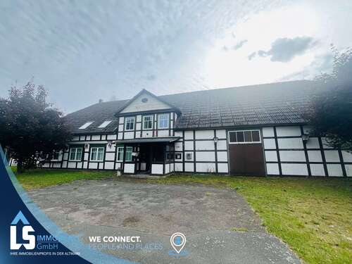 Foto - Haus zum Kaufen in Lemgow 339.000,00 € 329 m²