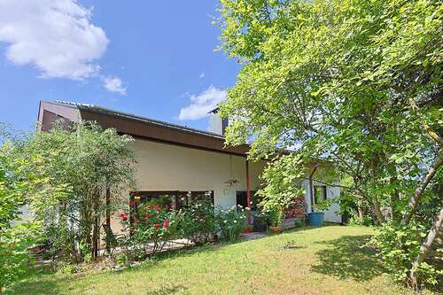 Foto - Haus zum Kaufen in Böblingen 895.000,00 € 339 m²