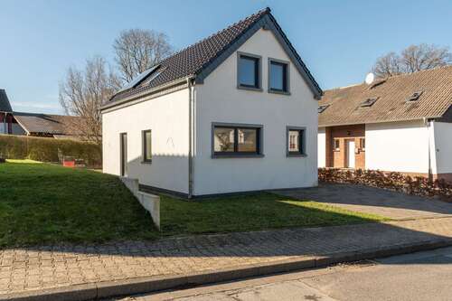 Foto - Haus zum Kaufen in Roetgen 279.000,00 € 83 m²