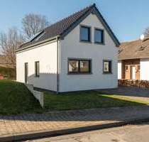 Haus zum Kaufen in Roetgen 279.000,00 € 83 m²