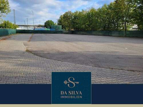 Foto - Grundstück in Bischofsheim 3.300,00 € 1800 m²