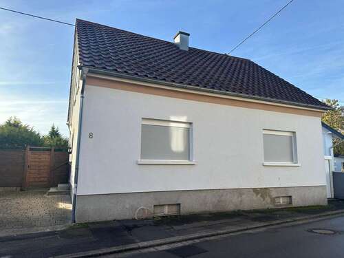 Foto - Haus zum Kaufen in Heusweiler 189.000,00 € 113 m²