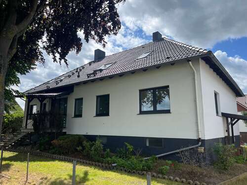 Foto - Haus zum Kaufen in Uetze 448.000,00 € 201 m²