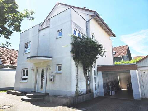 Foto - Haus zum Kaufen in Groß-Zimmern 590.000,00 € 169 m²