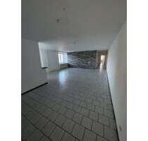 Wohnung zum Mieten in Duisburg 650,00 € 156 m²