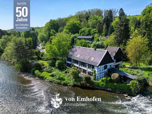 Foto - Haus zum Kaufen in Solingen 885.000,00 € 430 m²