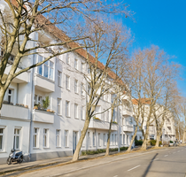 Haus zum Kaufen in Berlin 4.739.950,00 € 2167 m²