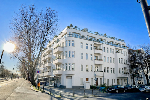 Foto - Haus zum Kaufen in Berlin 4.739.950,00 € 2167 m²