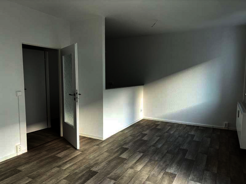 Foto - Wohnung zum Mieten in Zwickau 325,00 € 50 m²