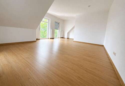Foto - Wohnung zum Mieten in Limbach-Oberfrohna 333,00 € 49 m²