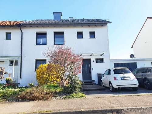 Foto - Haus zum Kaufen in Affalterbach 588.000,00 € 136 m²