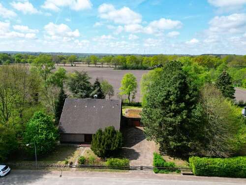 Foto - Haus zum Kaufen in Wrohm 360.000,00 € 199 m²