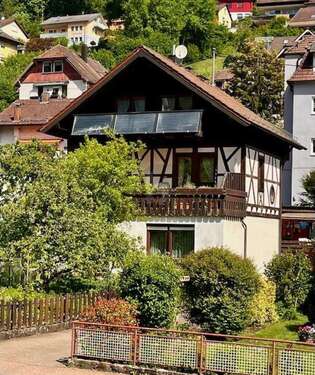 Foto - Haus zum Kaufen in Bad Wildbad im Schwarzwald 395.000,00 € 140 m²