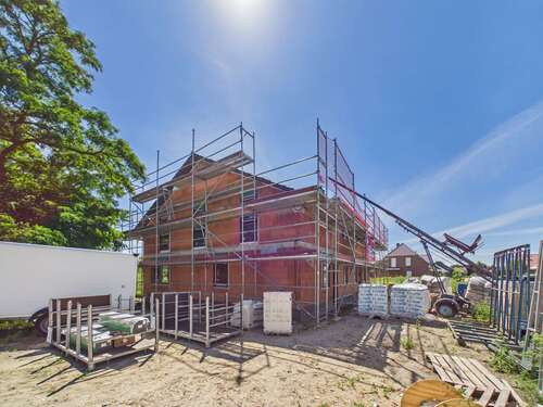 Foto - Haus zum Kaufen in Wienhausen 379.900,00 € 152.7 m²